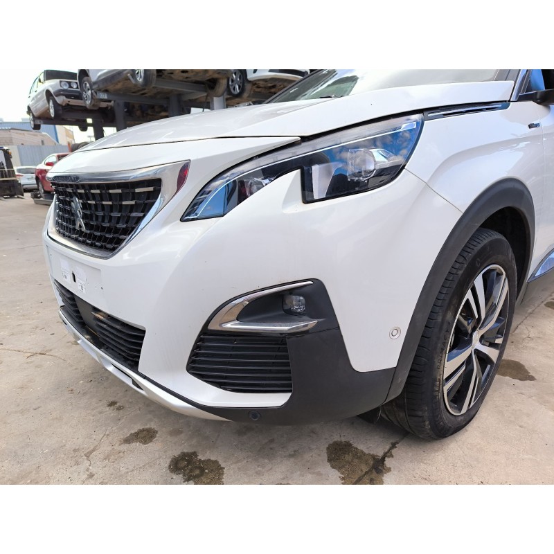 PARAGOLPES DELANTERO