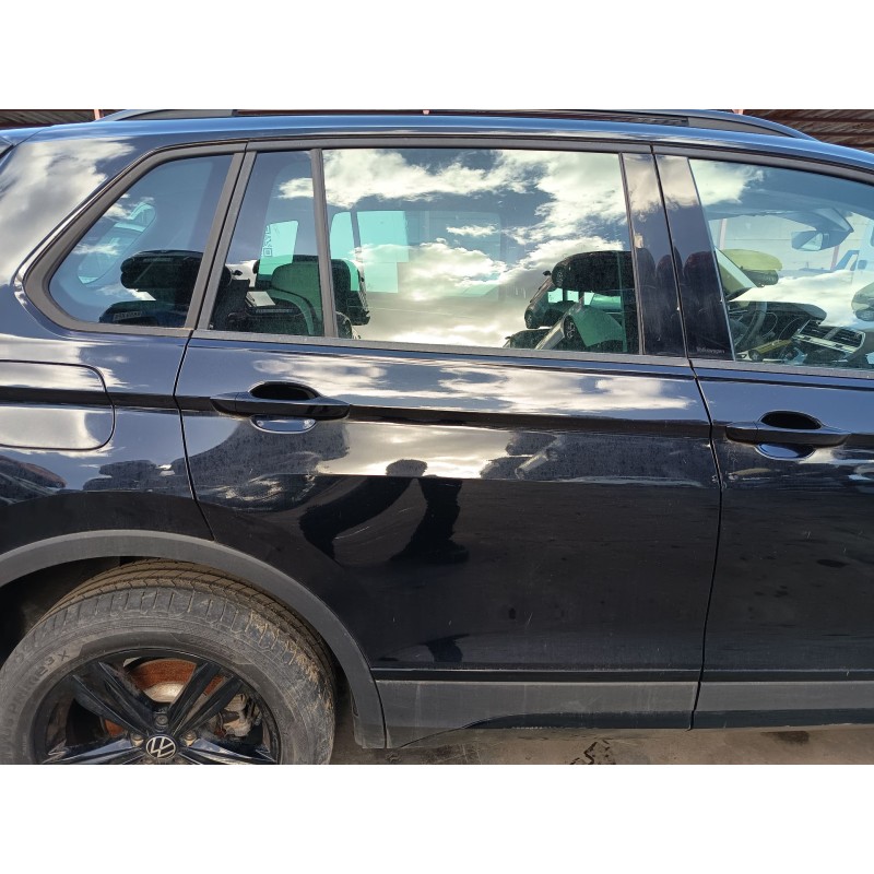Recambio de puerta trasera derecha para volkswagen tiguan (ad1, ax1) 1.5 tsi referencia OEM IAM   