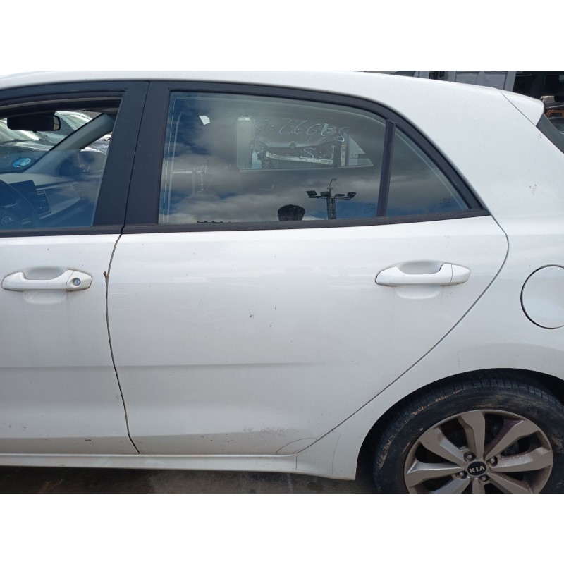 Recambio de puerta trasera izquierda para kia rio iv (yb, sc, fb) 1.0 t-gdi 120 eco-dynamics+ referencia OEM IAM   