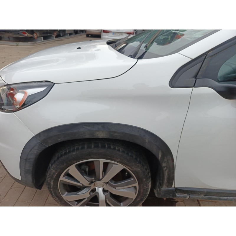 Recambio de aleta delantera izquierda para peugeot 2008 i (cu_) 1.2 thp 110 / puretech 110 referencia OEM IAM 9678733480  