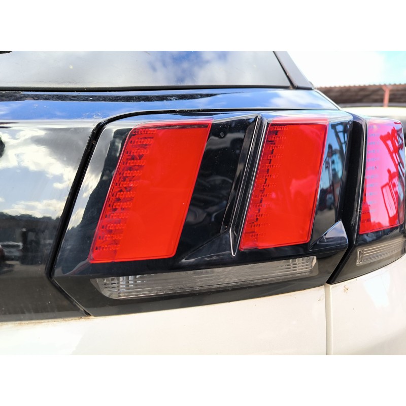 Recambio de piloto trasero derecho interior para peugeot 3008 ii suv (mc_, mr_, mj_, m4_) 1.2 thp/ puretech 130 (mrhnsm, mrhnsu,