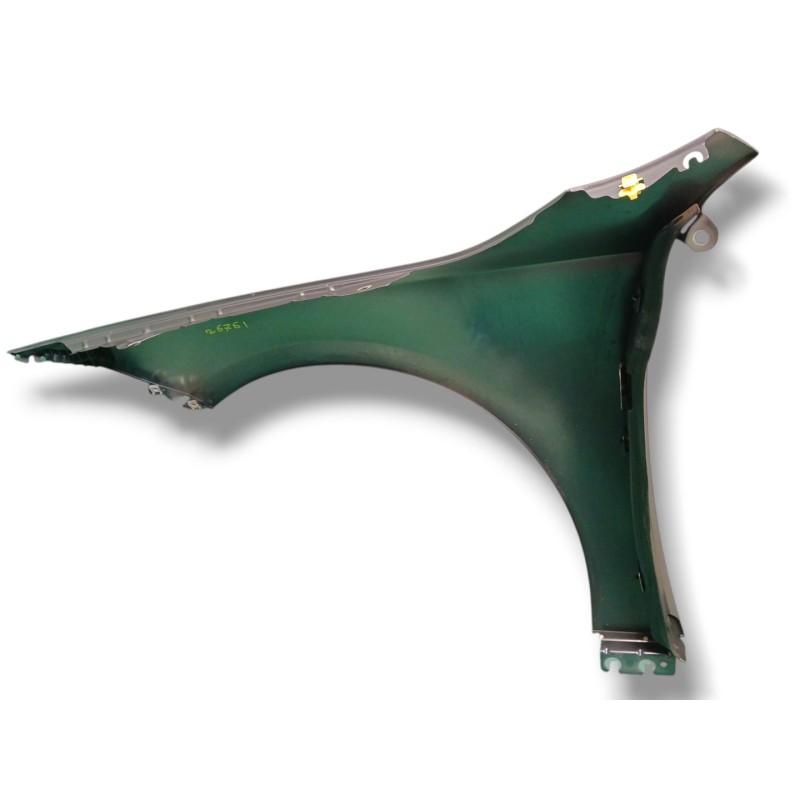 ALETA DELANTERA DERECHA