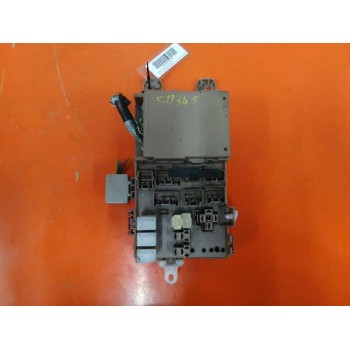 Recambio de caja reles / fusibles para toyota corolla (e12) 1.6 linea terra berlina referencia OEM IAM 8274112050  