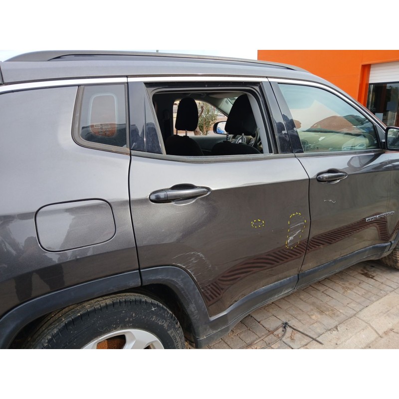 PUERTA TRASERA DERECHA