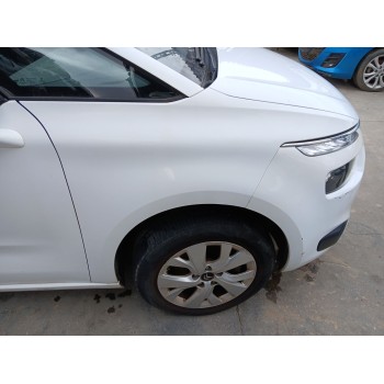 Recambio de aleta delantera derecha para citroën c4 picasso ii 1.6 hdi / bluehdi 115 referencia OEM IAM   