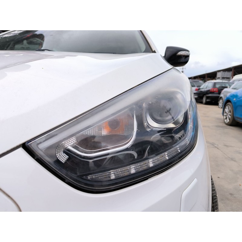 Recambio de faro izquierdo para hyundai ix35 (lm, el, elh) 1.7 crdi referencia OEM IAM   