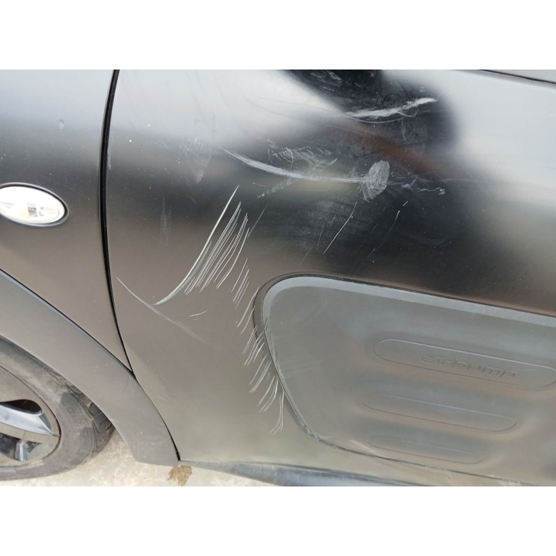 PUERTA DELANTERA IZQUIERDA