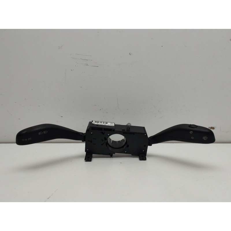 Recambio de mando luces para volkswagen polo (9n3) 1.4 16v referencia OEM IAM   