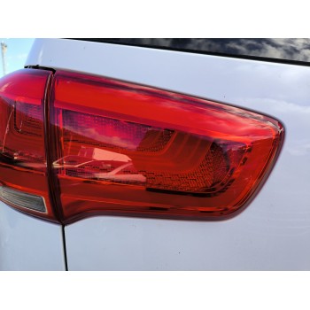 Recambio de piloto trasero izquierdo interior para kia sportage iv (ql, qle) 1.7 crdi referencia OEM IAM 924053W610  