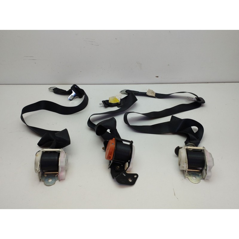 Recambio de juego cinturones trasero para toyota yaris (_p1_) 1.0 (scp10_) referencia OEM IAM   