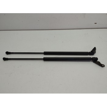 Recambio de amortiguadores maletero / porton para toyota yaris (_p1_) 1.0 (scp10_) referencia OEM IAM   