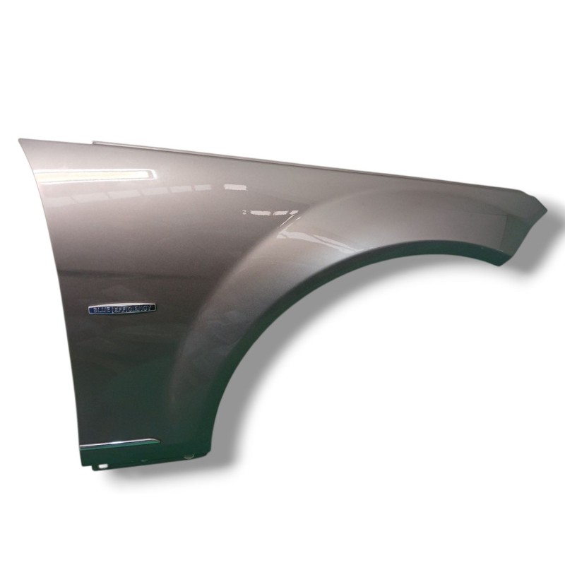 Recambio de aleta delantera derecha para mercedes-benz clase c (w204) c 200 cdi (204.007, 204.006) referencia OEM IAM A204880141