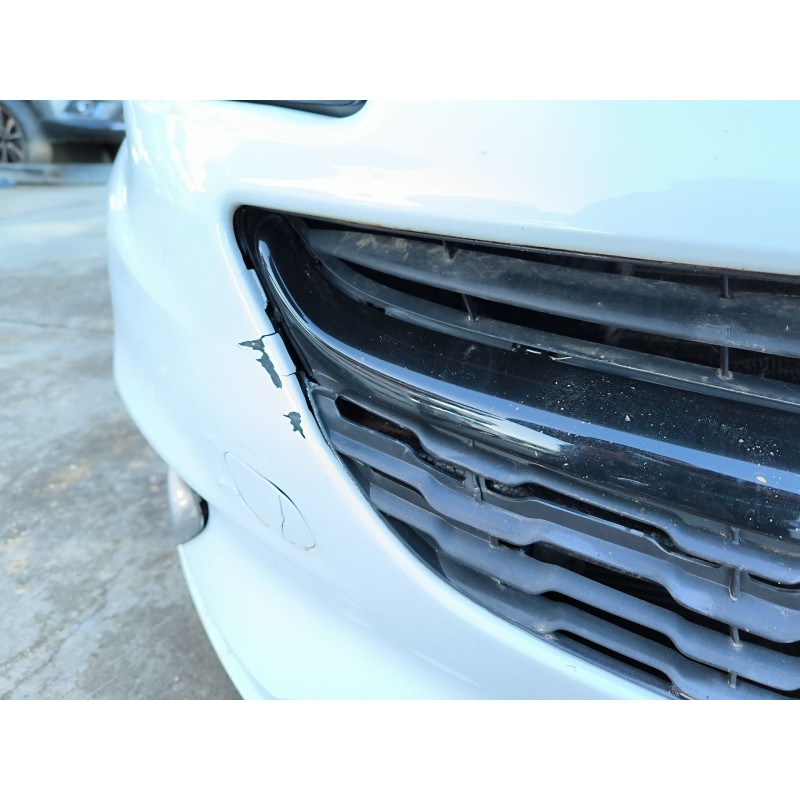 PARAGOLPES DELANTERO