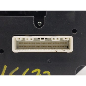 Recambio de mando climatizador para subaru impreza g12 1.5 referencia OEM IAM 72311FG031  