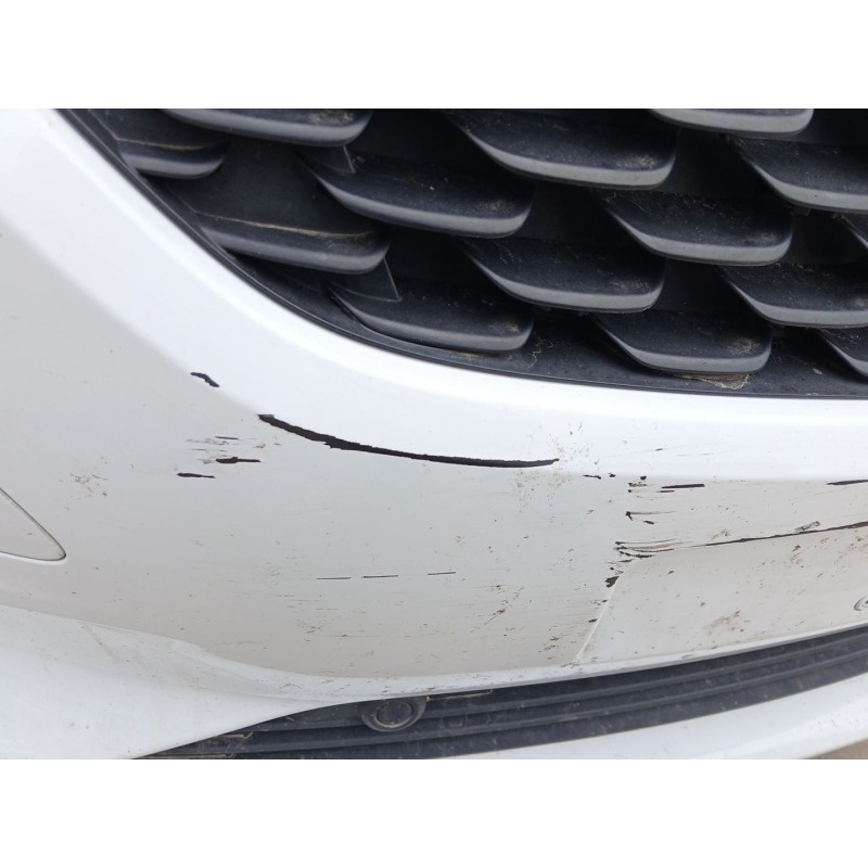 PARAGOLPES DELANTERO