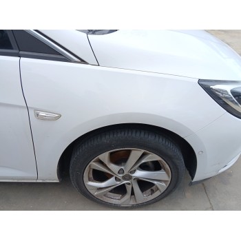 Recambio de aleta delantera derecha para opel astra k (b16) 1.4 turbo (68) referencia OEM IAM   