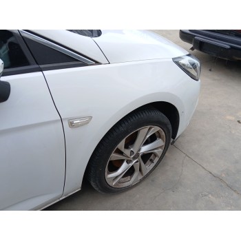 Recambio de aleta delantera derecha para opel astra k (b16) 1.4 turbo (68) referencia OEM IAM   