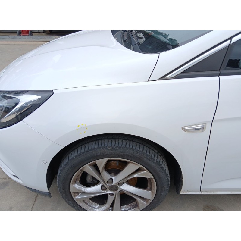 Recambio de aleta delantera izquierda para opel astra k (b16) 1.4 turbo (68) referencia OEM IAM   