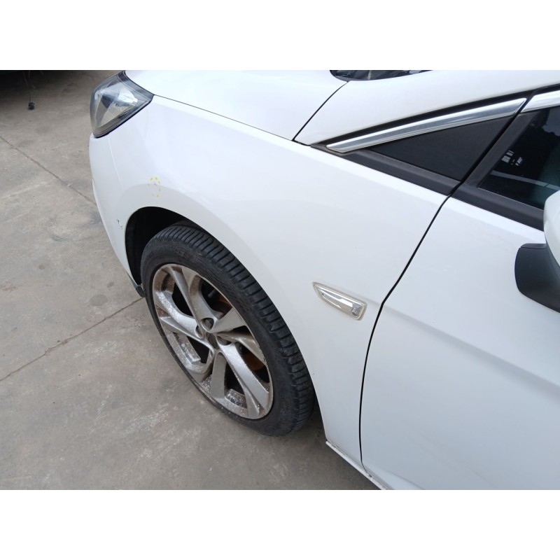 ALETA DELANTERA IZQUIERDA