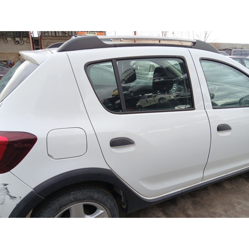 PUERTA TRASERA DERECHA