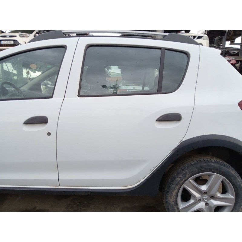 Recambio de puerta trasera izquierda para dacia sandero ii (b8_) 1.5 dci referencia OEM IAM   