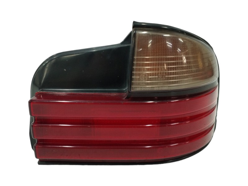 Recambio de piloto trasero derecho para mitsubishi galant berlina (e30) 2.0 cat referencia OEM IAM MB861216  