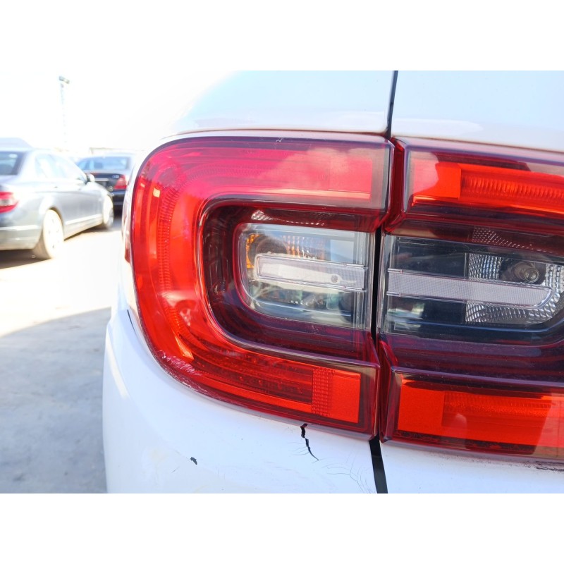 Recambio de piloto trasero izquierdo para renault kadjar referencia OEM IAM   