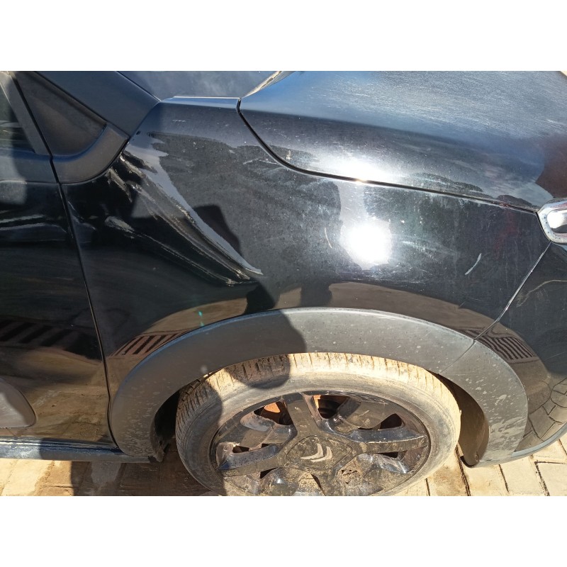 Recambio de aleta delantera derecha para citroën c3 iii (sx) 1.2 vti 82 referencia OEM IAM   