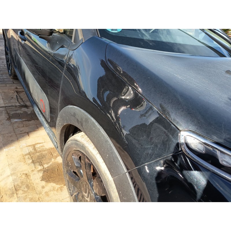 ALETA DELANTERA DERECHA