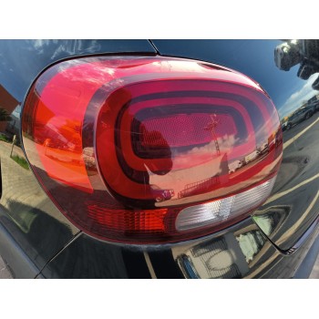 Recambio de piloto trasero izquierdo para citroën c3 iii (sx) 1.2 vti 82 referencia OEM IAM   