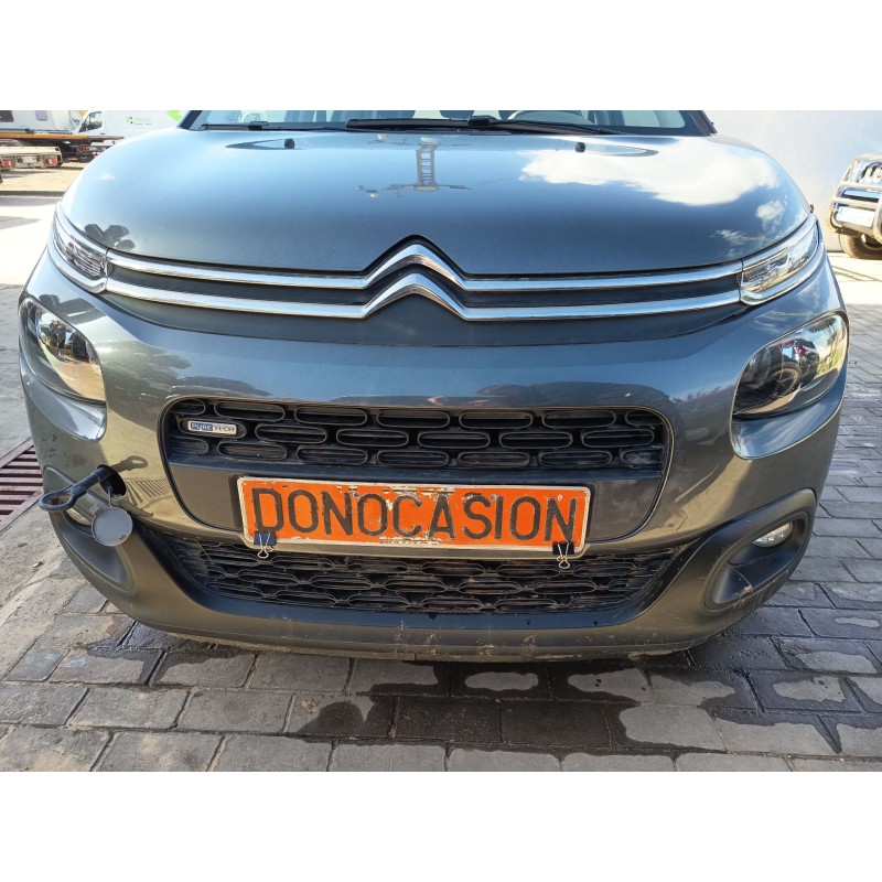 Recambio de paragolpes delantero para citroën c3 iii (sx) 1.2 vti 68 referencia OEM IAM   