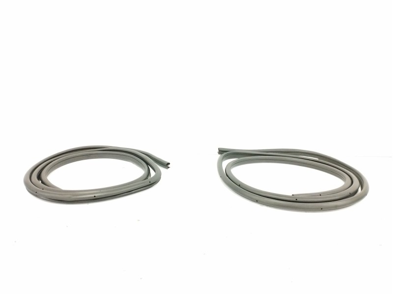 Recambio de gomas contorno puerta para nissan juke (f16) 1.0 12v cat referencia OEM IAM Recambio de gomas contorno puerta para nissan juke (f16) 1.0 12v cat referencia OEM IAM