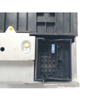 Recambio de sistema audio / radio cd para mercedes-benz clase a (w169) 2.0 cdi cat referencia OEM IAM A1699002000 MF2830 