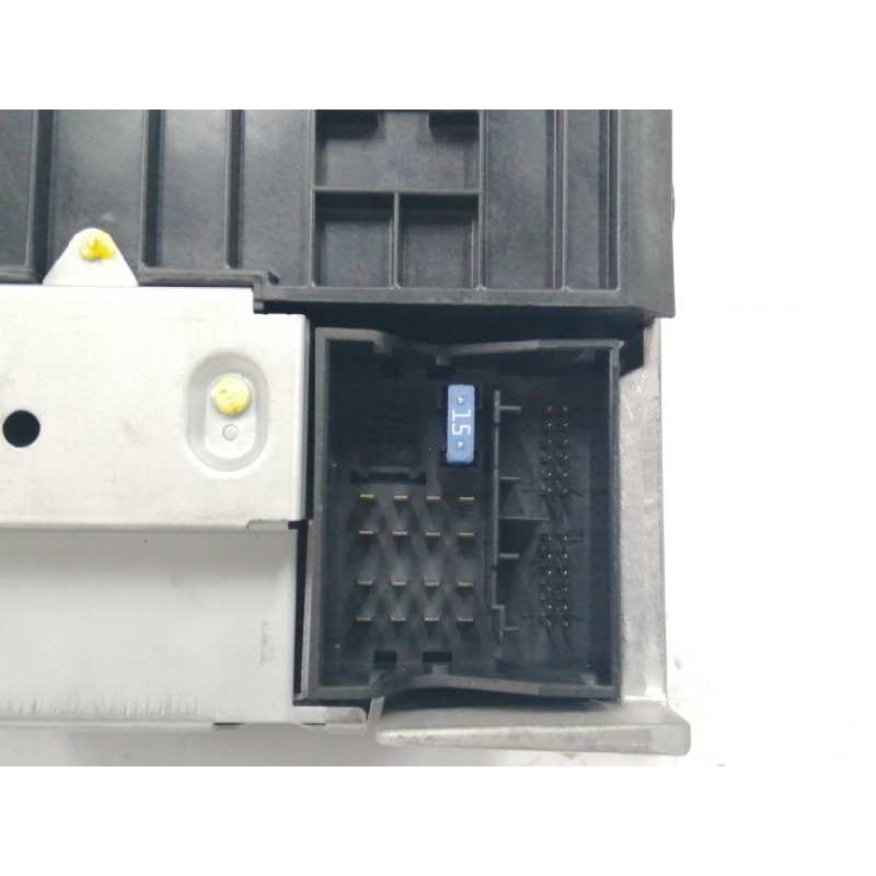 SISTEMA AUDIO / RADIO CD MF2830