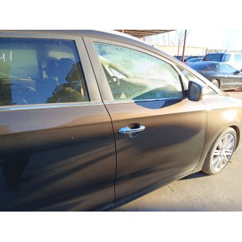 Recambio de puerta delantera derecha para kia carens iv 1.7 crdi referencia OEM IAM 76004A4000  
