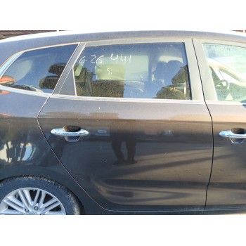 Recambio de puerta trasera derecha para kia carens iv 1.7 crdi referencia OEM IAM 77004A4000  