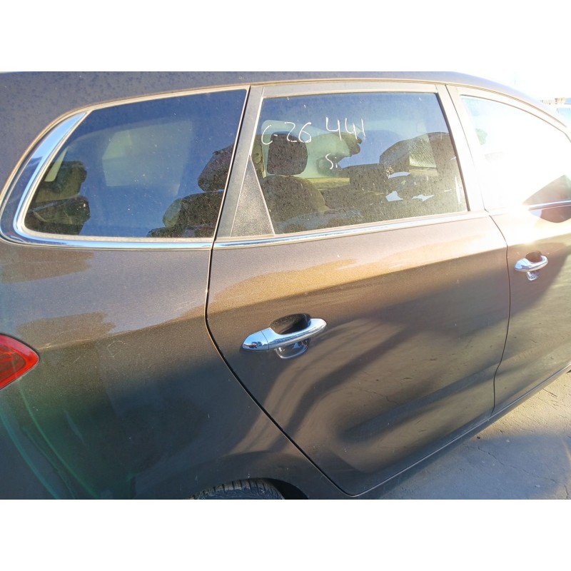 PUERTA TRASERA DERECHA