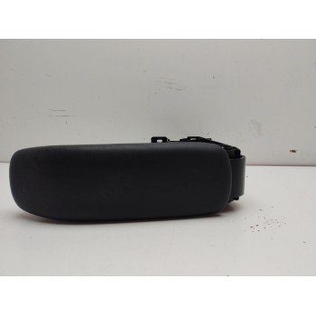 Recambio de apoyabrazos central para peugeot 301 1.6 vti 115 cambio manual 5 velocidades referencia OEM IAM   