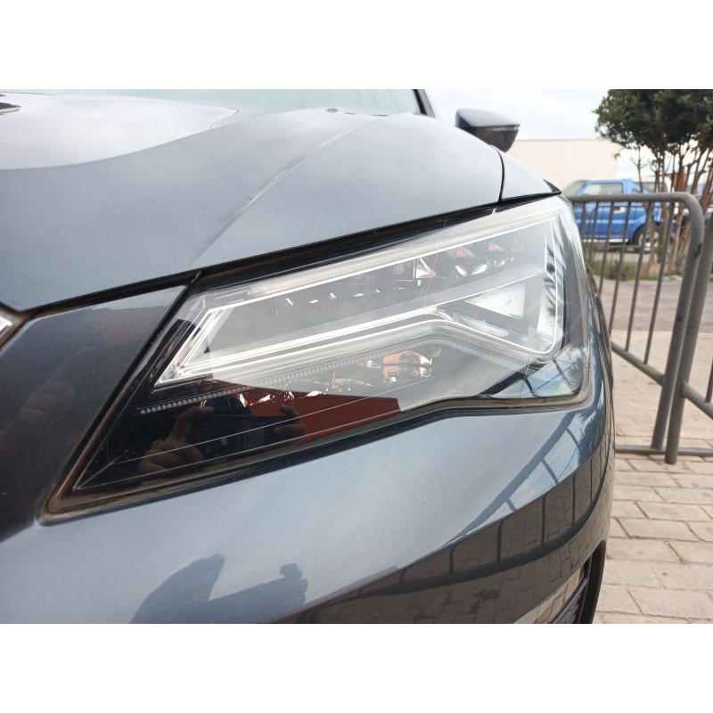 Recambio de faro izquierdo para seat ateca (kh7, khp) 1.4 tsi referencia OEM IAM   