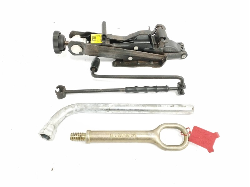 Recambio de gato para volkswagen new beetle (9c1/1c1) 1.6 referencia OEM IAM 1C0011031  