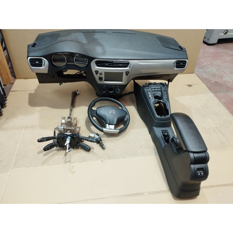 Recambio de salpicadero para peugeot 301 1.6 vti 115 cambio manual 5 velocidades referencia OEM IAM   