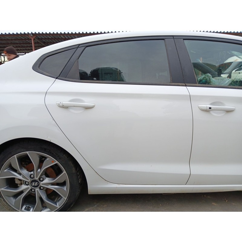 Recambio de puerta trasera derecha para hyundai i30 (pde, pd, pden) 1.4 t-gdi referencia OEM IAM   