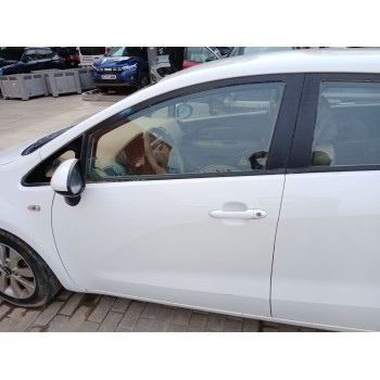 Recambio de puerta delantera izquierda para kia rio iii (ub) 1.2 cvvt referencia OEM IAM   