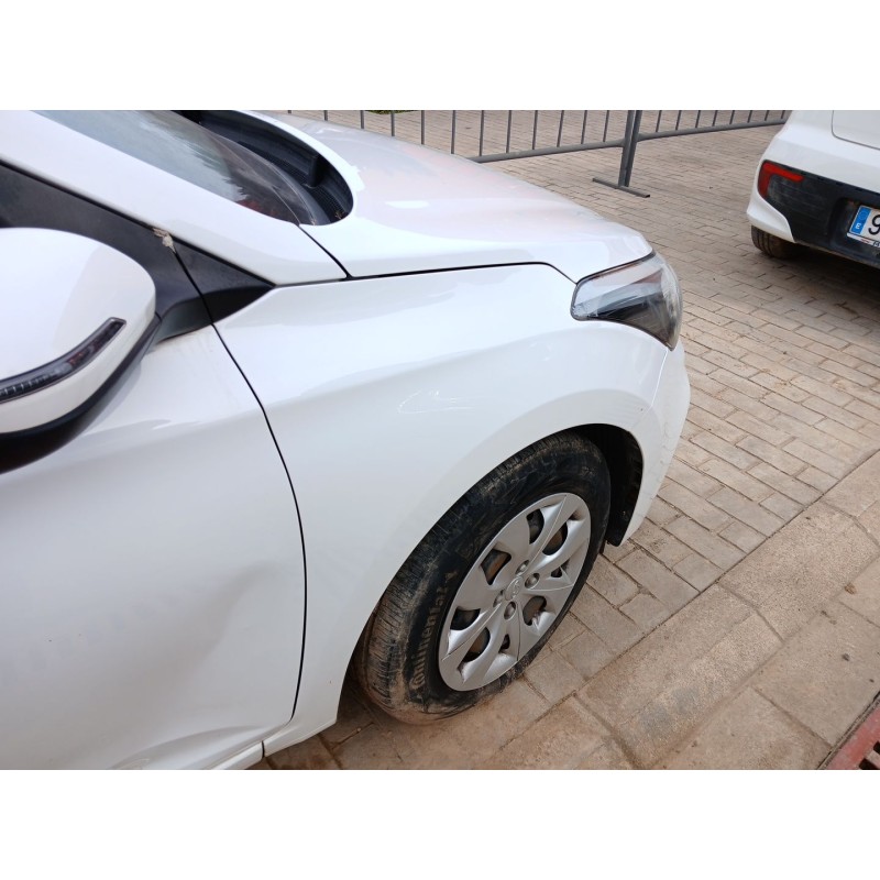 ALETA DELANTERA DERECHA