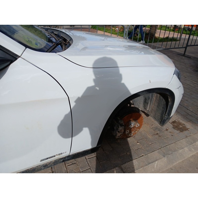 ALETA DELANTERA DERECHA