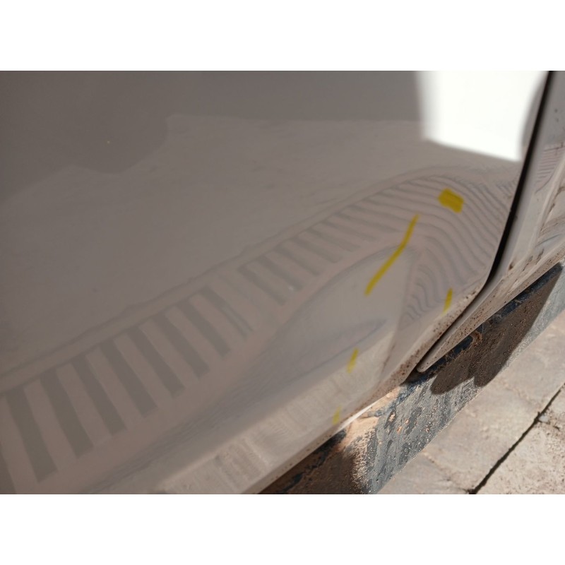 PUERTA TRASERA DERECHA