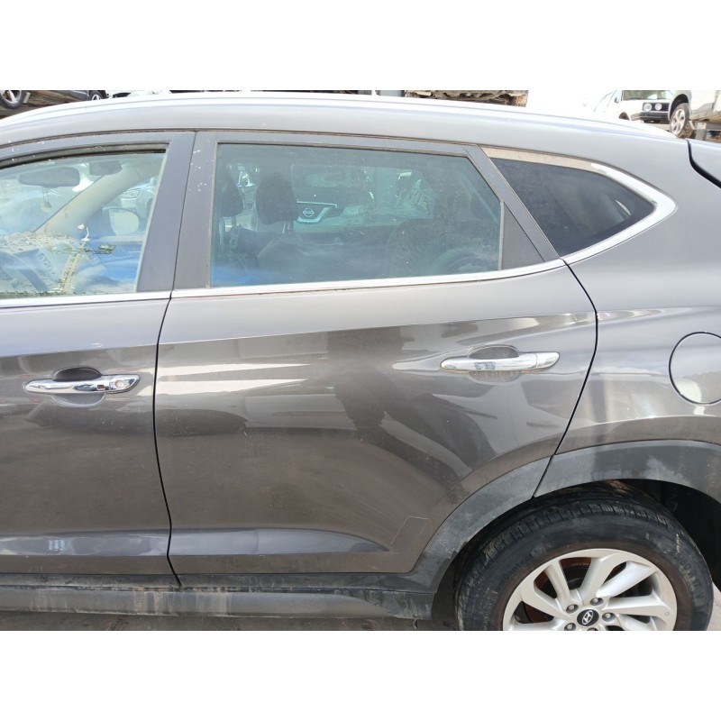 Recambio de puerta trasera izquierda para hyundai tucson (tl, tle) 1.6 gdi referencia OEM IAM   