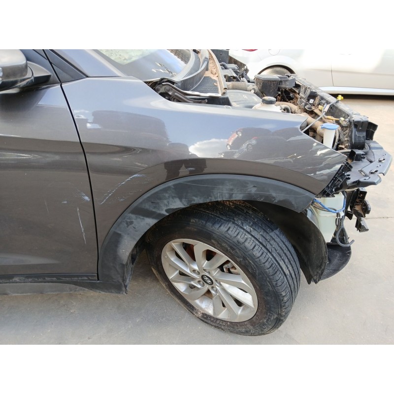 Recambio de aleta delantera derecha para hyundai tucson (tl, tle) 1.6 gdi referencia OEM IAM   