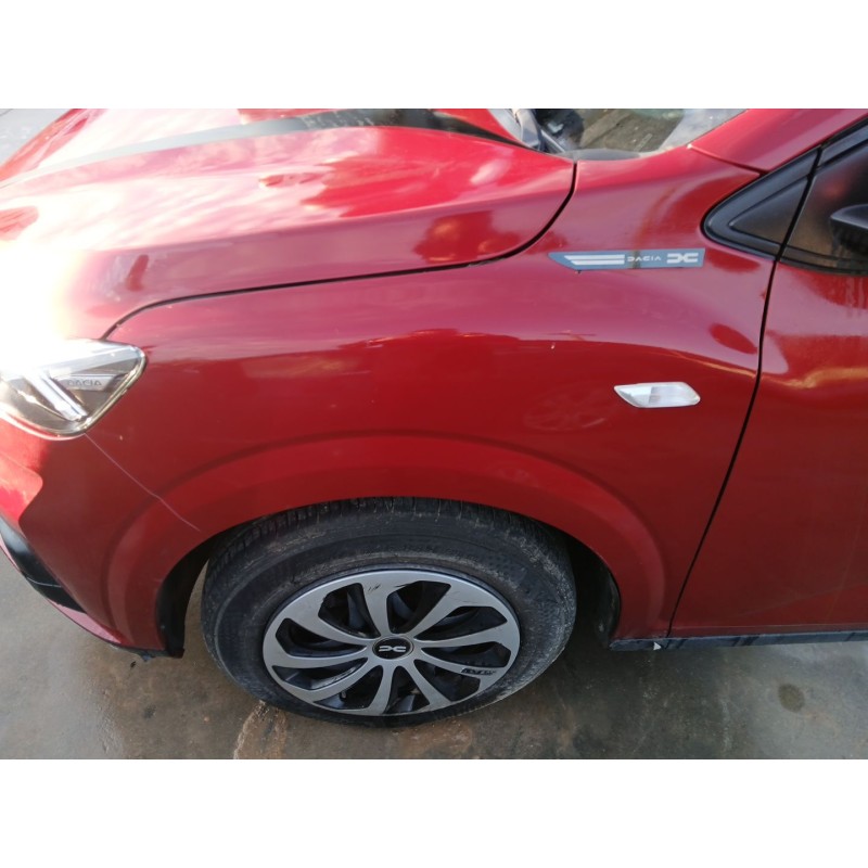 Recambio de aleta delantera izquierda para dacia sandero iii 1.0 tce 90 referencia OEM IAM   