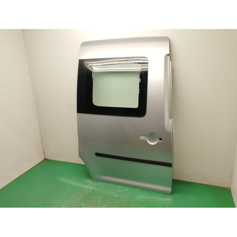 PUERTA LATERAL CORREDERA DERECHA